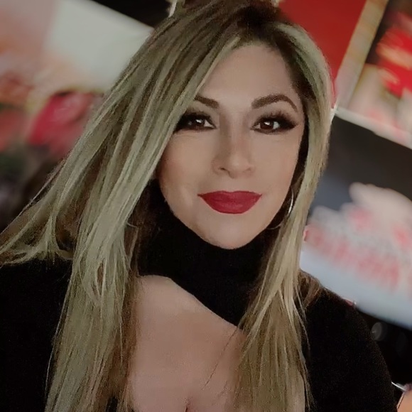 Meet the Posher Other - Meet your Posher, Jessica